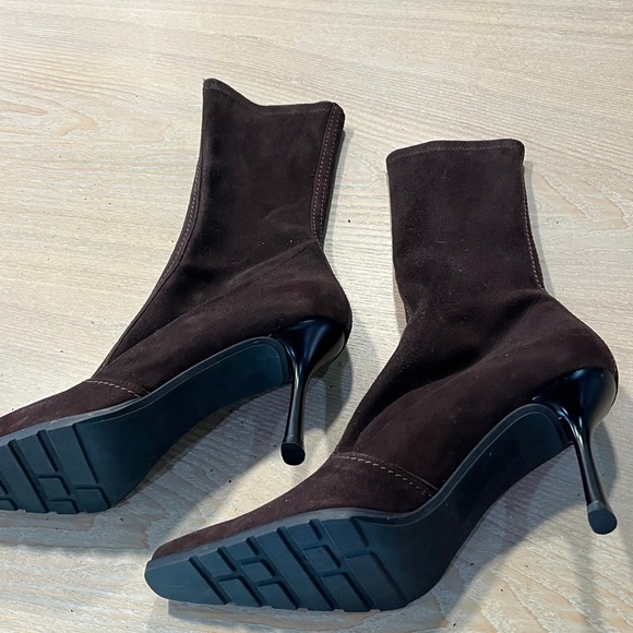 Stuart Weitzman Brown Heeled Boots with Luxurious Texture - Picture 3 of 5